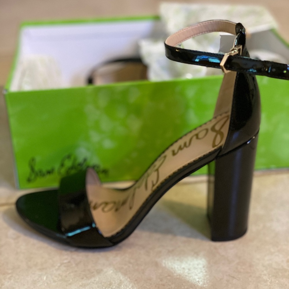 Sam Edelman “Yaro” heel